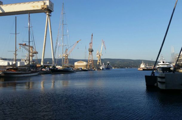 Vue des chantiers navals de La Ciotat