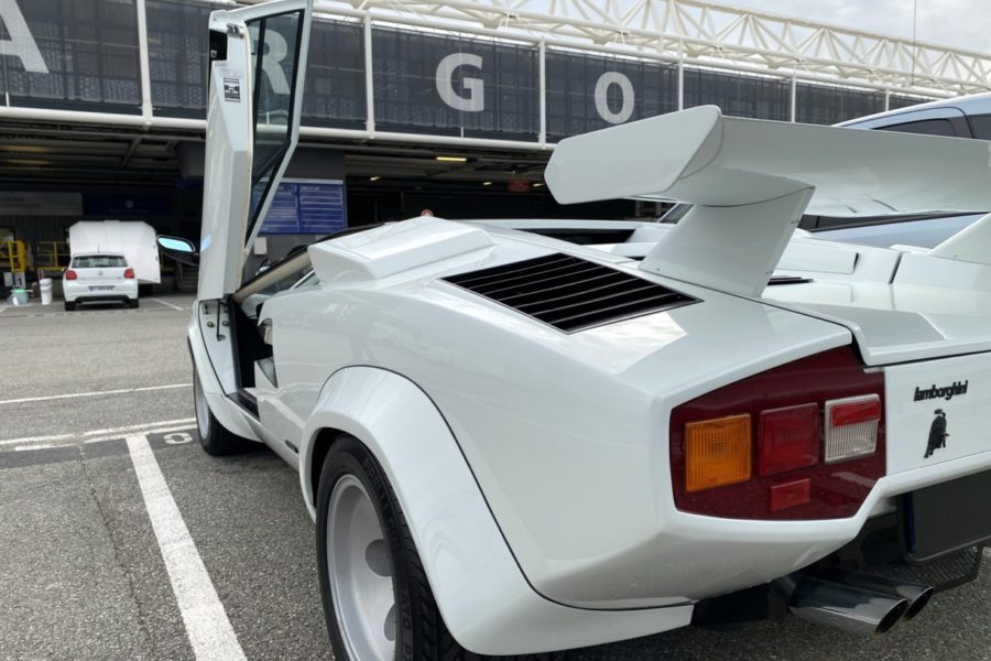 Lamborghini Countach, au départ de Nice