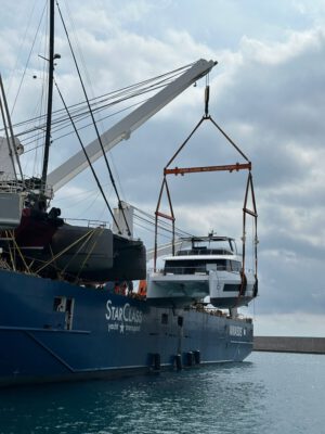 Déchargement de yacht - Starclass - Nice