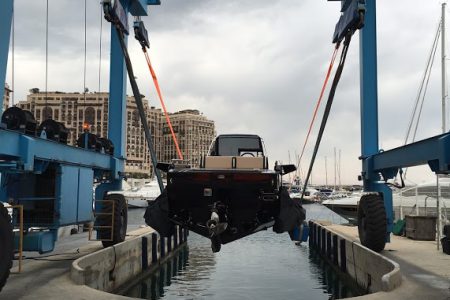 Mise à l'eau de bateau